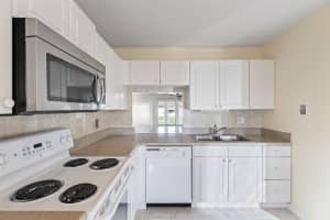 5854 Moss Court 10, Fort Pierce, FL 34982 Sold 01/06/25