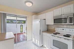 5854 Moss Court 10, Fort Pierce, FL 34982 Sold 01/06/25