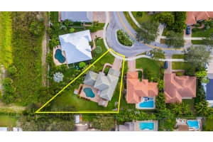 129 Magnolia Way, Tequesta, FL 33469 Sold 12/23/24
