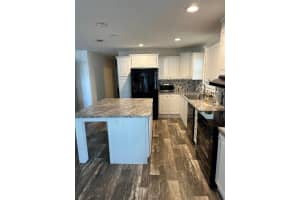 142 Mockingbird Avenue 142, Fort Pierce, FL 34982 Sold 04/24/25