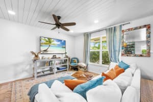 1612 Venus Avenue Avenue, Jupiter, FL 33469 Sold 12/27/24