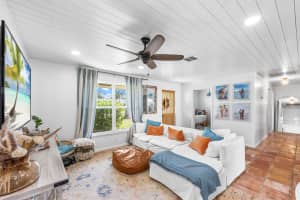 1612 Venus Avenue Avenue, Jupiter, FL 33469 Sold 12/27/24