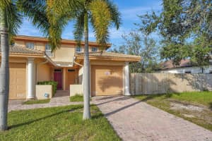195 NW 2nd Street, Deerfield Beach, FL 33441 Sold 04/21/25