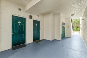 4104 Myrtlewood Circle E, Palm Beach Gardens, FL 33418 Sold 01/07/25