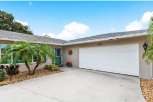 9792 SE Little Club Way S, Tequesta, FL 33469 Sold 03/07/25