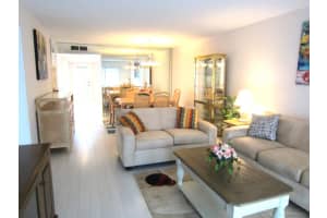 15450 Pembridge Avenue, Delray Beach, FL 33484 - MLS#R11038127