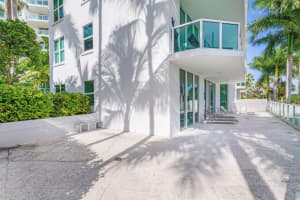 MLS# R11038162, Boca Raton, Florida 33432