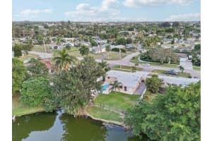 220 Greenbrier Drive, Palm Springs, FL 33461 Sold 04/07/25