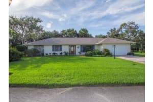 13 Forest Park Drive, Vero Beach, FL 32962 Sold 12/30/24