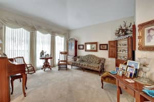 1030 Delray Lakes Drive, Delray Beach, FL 33444 Sold 01/31/25