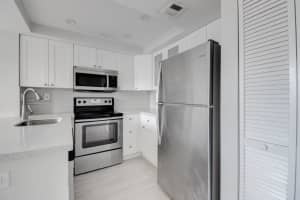 718 Executive Center Drive 27, West Palm Beach, FL 33401 Sold 02/14/25