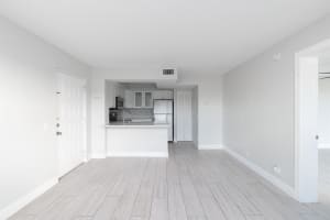 718 Executive Center Drive 27, West Palm Beach, FL 33401 Sold 02/14/25