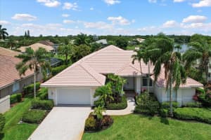 8037 Se Woodlake Lane, Hobe Sound
