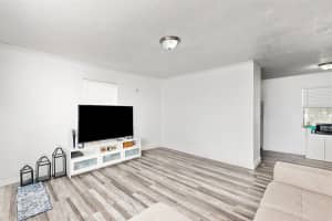 211 NE 21st Court, Pompano Beach, FL 33060 Sold 05/06/25