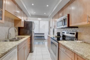 2204 Bridgewood Drive, Boca Raton, FL 33434 - MLS#R11038374