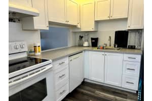 2581 N Garden Drive N 309, Lake Worth, FL 33461 - MLS#R11038377