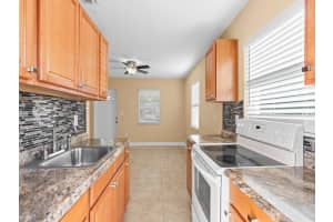 3815 44th Place, Vero Beach, FL 32967 Sold 02/14/25