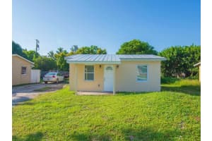 3815 44th Place, Vero Beach, FL 32967 Sold 02/14/25