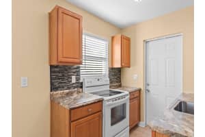 3815 44th Place, Vero Beach, FL 32967 Sold 02/14/25