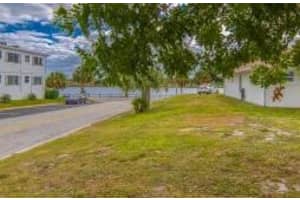35 Detroit Street, Lake Worth, FL 33461 Sold 01/14/25