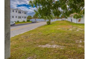 35 Detroit Street, Lake Worth, FL 33461 Sold 01/14/25