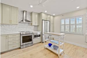 275 Palm Avenue C406, Jupiter, FL 33477 Sold 05/01/25