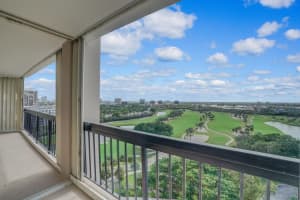 2425 Presidential Way 1404, West Palm Beach, FL 33401 Sold 03/28/25