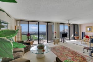 2425 Presidential Way 1404, West Palm Beach, FL 33401 Sold 03/28/25