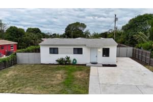 1071 W 27th Street, Riviera Beach, FL 33404 Sold 01/27/25