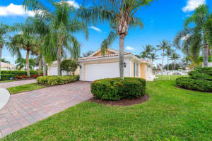 8244 Cozumel Lane, Wellington, FL 33414 Sold 03/27/25