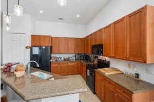 370 NW Stratford Lane, Port Saint Lucie, FL 34983 Sold 04/18/25