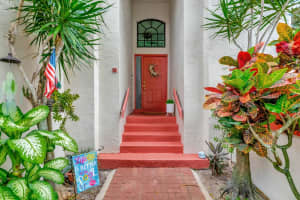 7677 Lexington Club Boulevard D, Delray Beach, FL 33446 Sold 01/06/25
