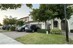 3012 King Palm Way, Palm Beach Gardens, FL 33410 Sold 02/20/25
