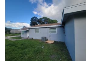 17205 Brinkerhoff Lane, Okeechobee, FL 34974 Sold 05/14/25