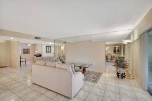 9528 Shadybrook Drive 102, Boynton Beach, FL 33437 Sold 06/27/25