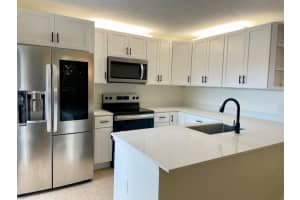 6410 64th Way, West Palm Beach, FL 33409 Sold 01/02/25