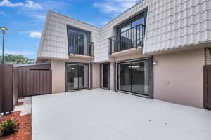 6410 64th Way, West Palm Beach, FL 33409 Sold 01/02/25