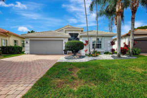 9842 Donato Way, Lake Worth, FL 33467 Sold 01/13/25