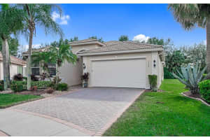 7969 Oaklawn Cove, Lake Worth, FL 33467 Sold 01/23/25