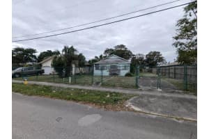 28 NW 7th Avenue, Delray Beach, FL 33444 Sold 12/22/25