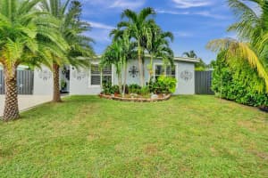 11763 Oleander Drive, Royal Palm Beach, FL 33411 Sold 03/14/25