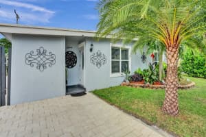 11763 Oleander Drive, Royal Palm Beach, FL 33411 Sold 03/14/25
