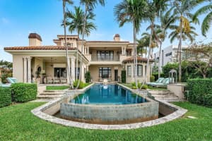 813 N Atlantic Drive, Lantana, FL 33462 Sold 09/17/25