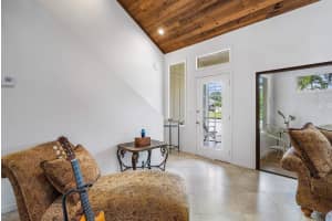2732 Northside Drive, Lake Worth, FL 33462 Sold 06/02/25