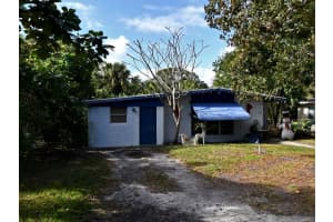 313 S 21st Street, Fort Pierce, FL 34950 Sold 03/30/25