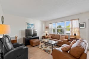 2106 Cambridge E, Deerfield Beach, FL 33442 Sold 03/28/25