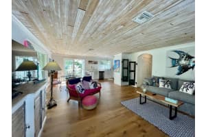 924 Coquina Lane 4 Vero Beach, FL 32963 - Off Market