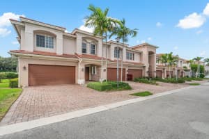 68 Landau Street, Boynton Beach, FL 33426 Sold 02/04/25
