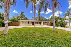 2145 30th Avenue, Vero Beach, FL 32960 Sold 02/11/25