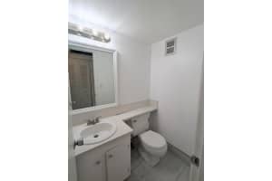 353 Sheffield O, West Palm Beach, FL 33417 Sold 05/06/25